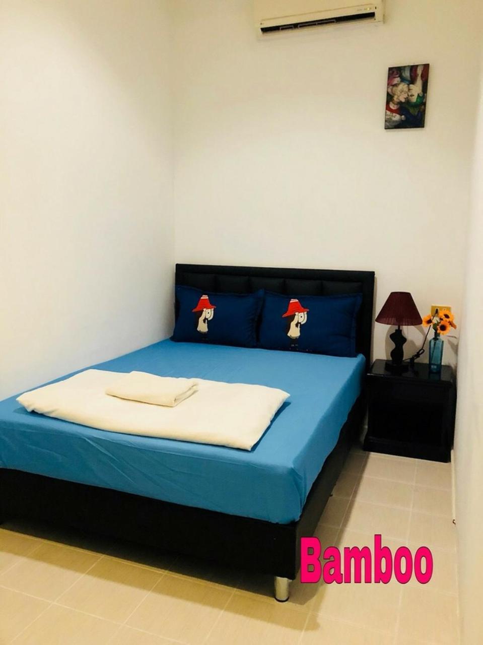בנגקוק First 1 Boutique Hostel At Sukhumvit 1 מראה חיצוני תמונה